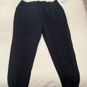 Women’s NEW Zella black joggers - Size Medium